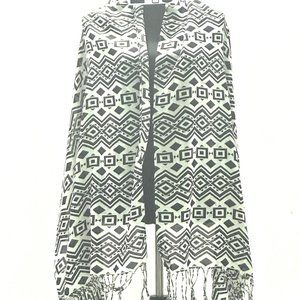 Black and white shawl/scarf